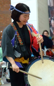 Juni playing okedo at PEM